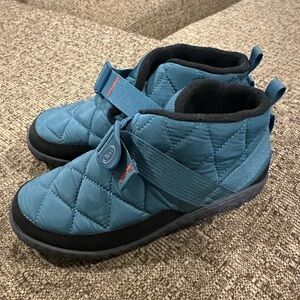 Chaco Ramble Puff—never worn
